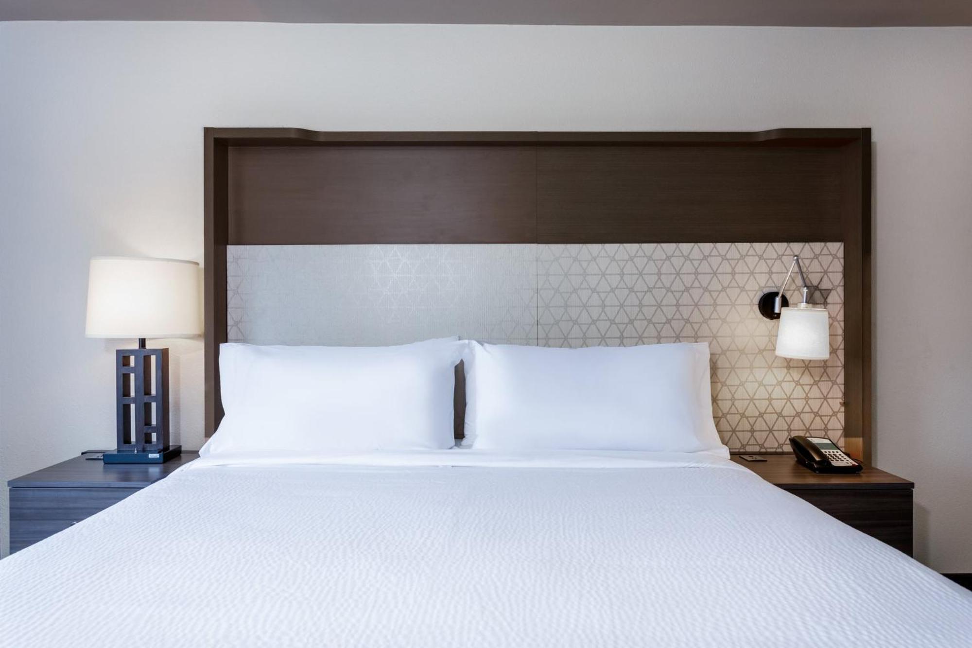 Holiday Inn & Suites Across From Universal Orlando By Ihg Exterior foto